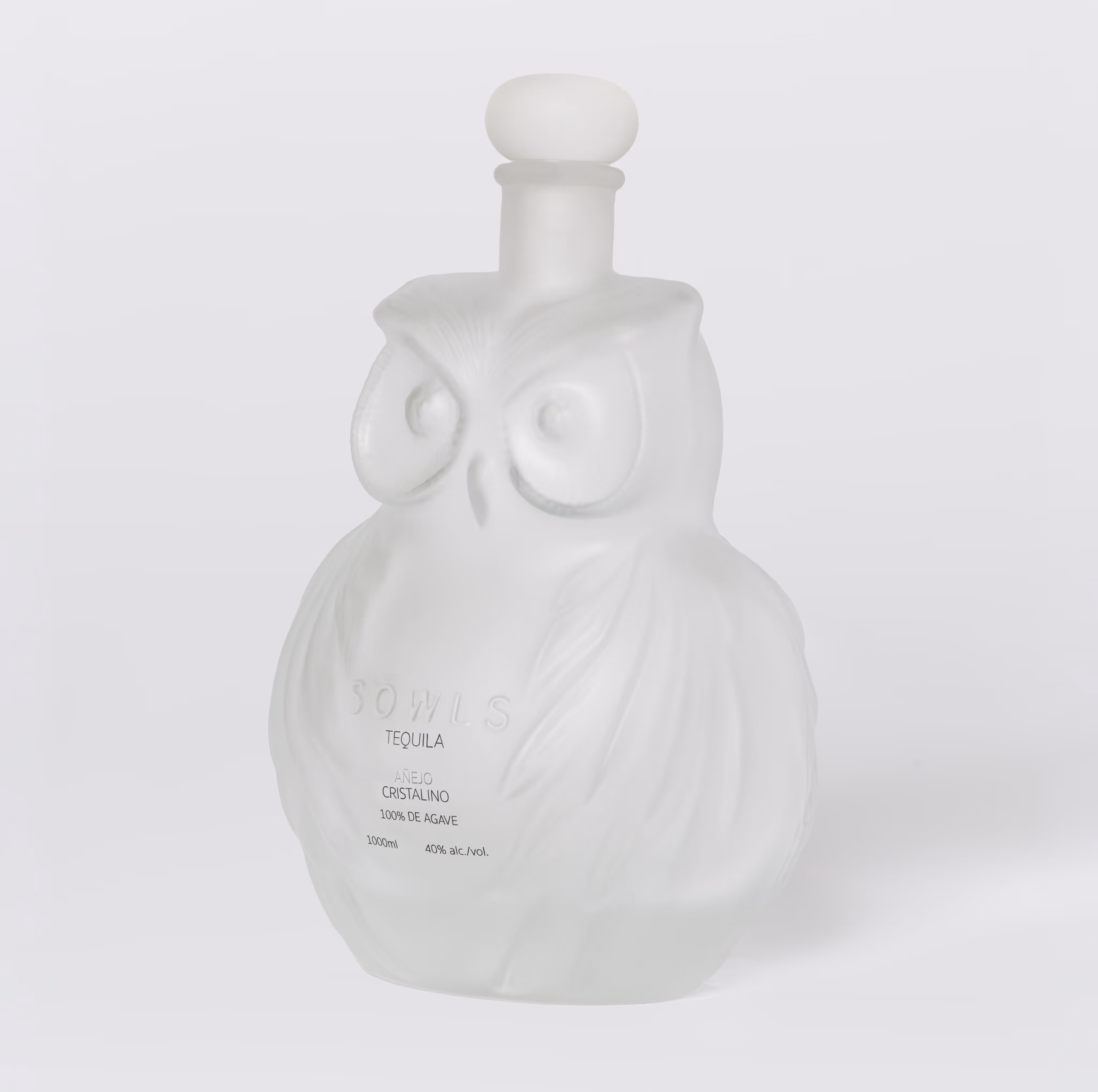Angled view of cristal bottle